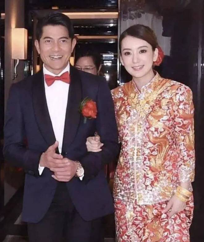 扒方媛叶珂出自同一生产线多人中招！龙8体育入口“天王嫂”培训班内幕遭(图5)