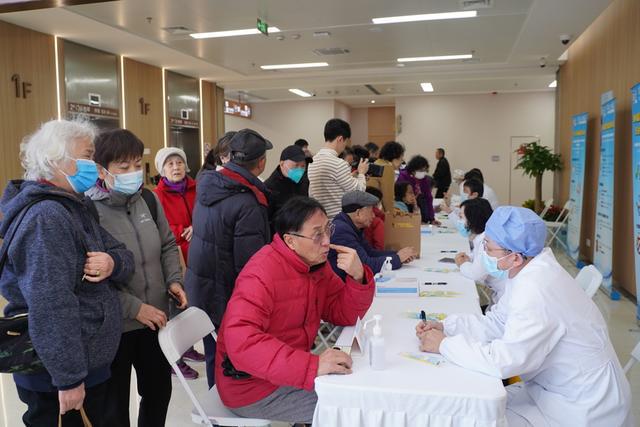 动口腔健康核心知识点要记牢上海老年口腔健康促进行动启(图2)